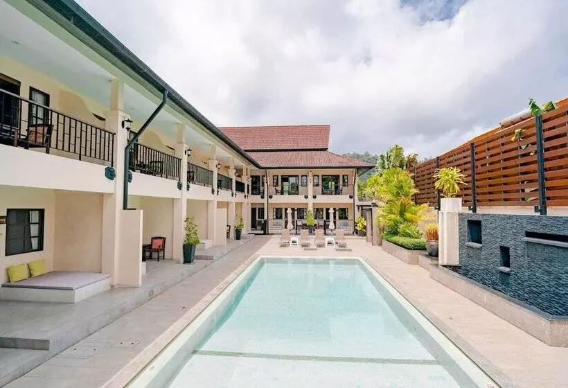 デラックスルーム, Naiya Buree Boutique Resort Nai Harn Beach