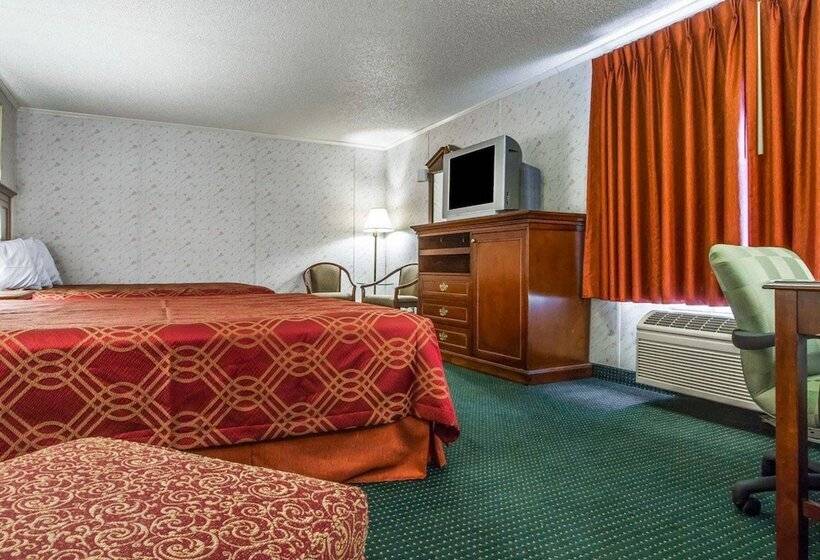 ２ダブルベッドのスタンダードルーム, Rodeway Inn & Suites Brunswick Near Hwy 1