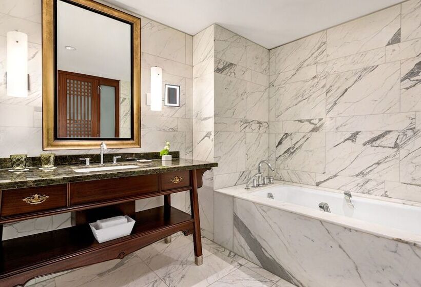 חדר פרמיום, Shangrila Toronto