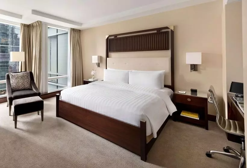 اتاق پرمیوم, Shangrila Toronto