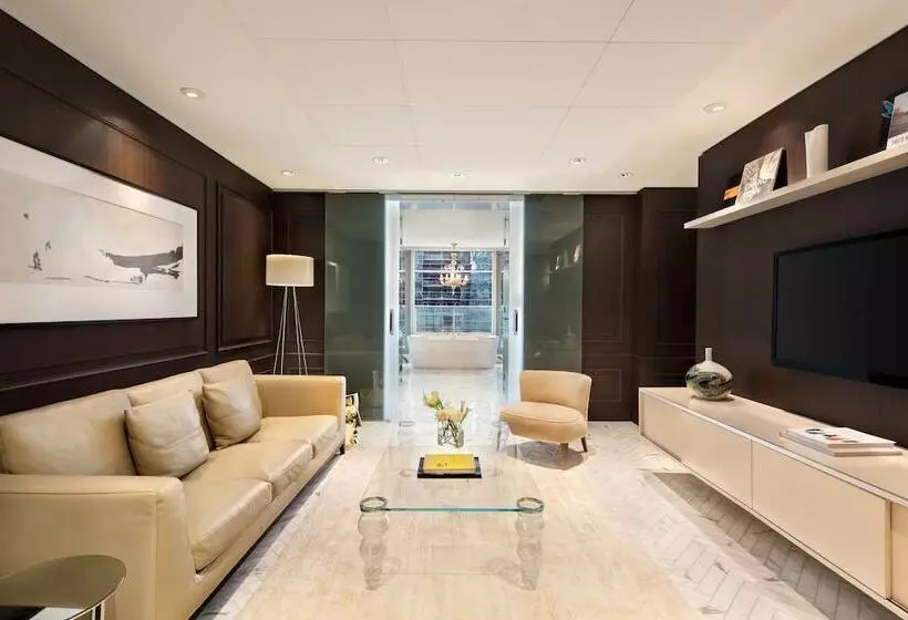 سوئیت پرزیدنت, Shangrila Toronto