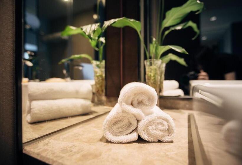 Номер Executive Кровать Кинг, The Qube Hotel Shanghai Xinqiao