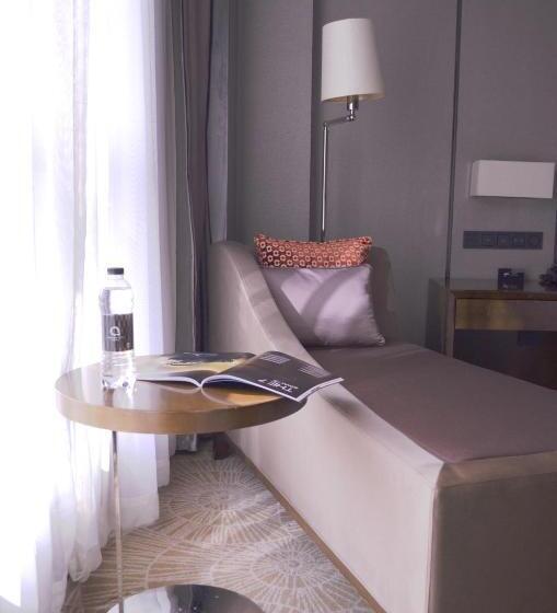 Номер Executive Кровать Кинг, The Qube Hotel Shanghai Xinqiao