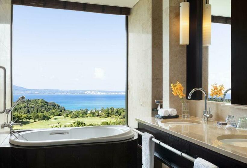 חדר דלוקס, The Ritzcarlton Okinawa