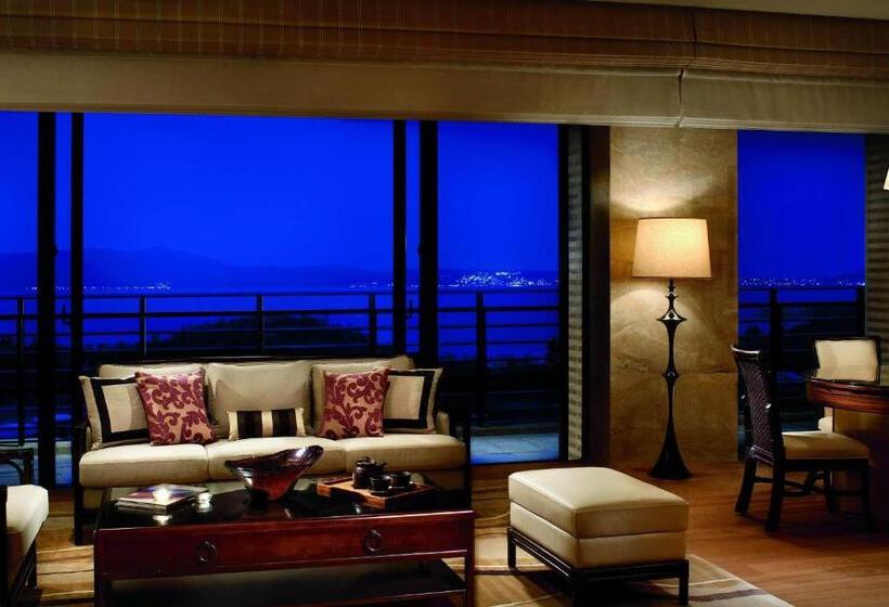 סוויטה נשיאותית, The Ritzcarlton Okinawa