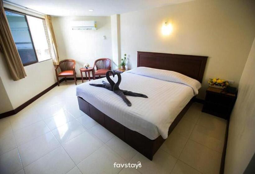 Номер Superior, Twin Palms Resort Pattaya, Sha Extra Plus Certified