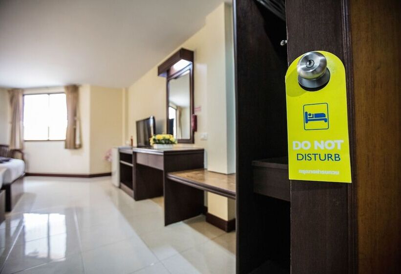 Номер Superior, Twin Palms Resort Pattaya, Sha Extra Plus Certified