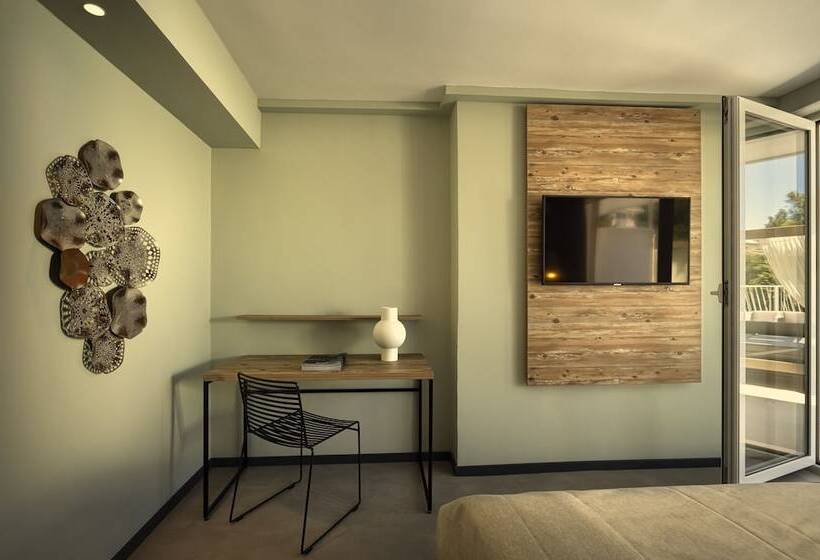 חדר סטנדרט צדדי נוף לים, Places Hvar Hotel By Valamar