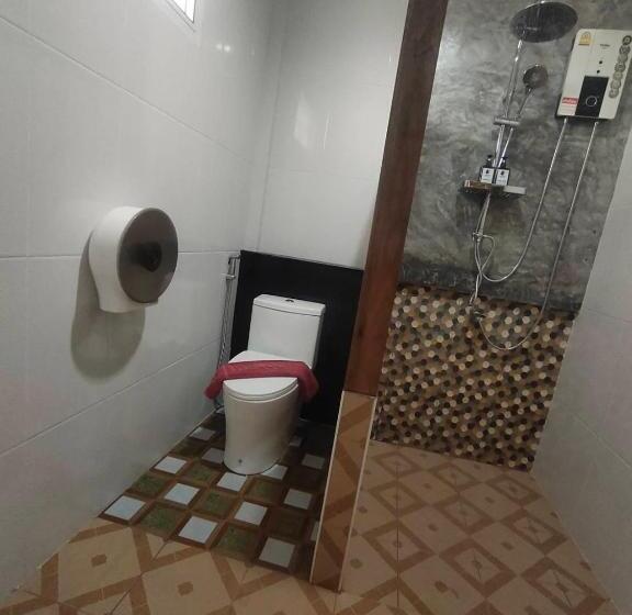 디럭스 스위트, Lanta Riviera Beach Resort