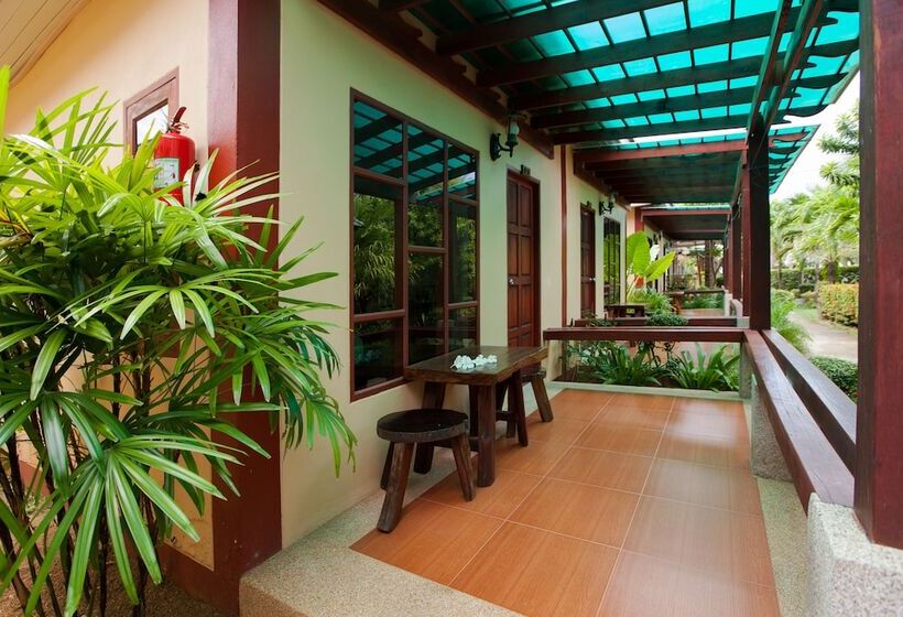 디럭스 스위트, Lanta Riviera Beach Resort