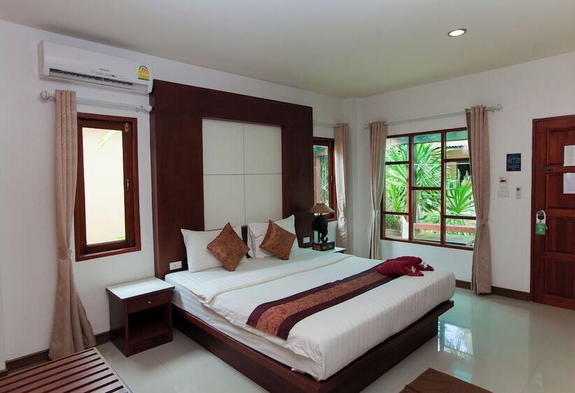 디럭스 방갈로, Lanta Riviera Beach Resort