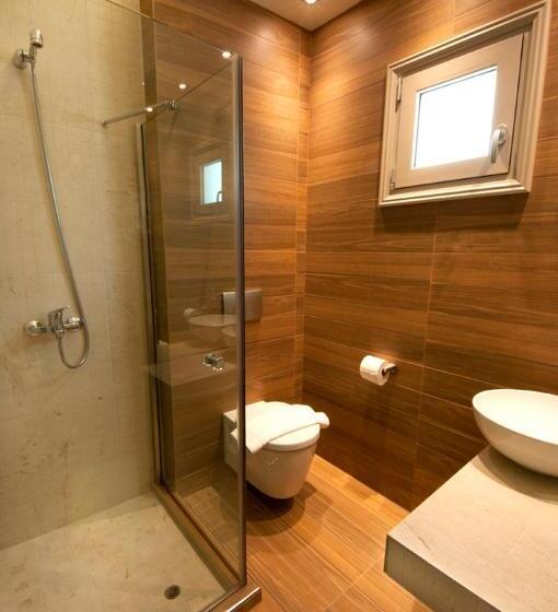 اتاق استاندارد, Louloudis Fresh Adults Only