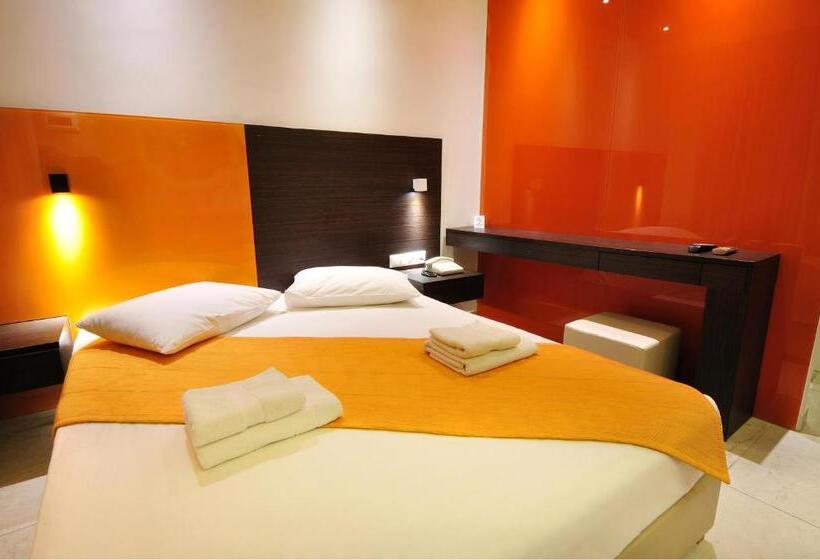 اتاق لوکس سه تخته, Louloudis Fresh Adults Only