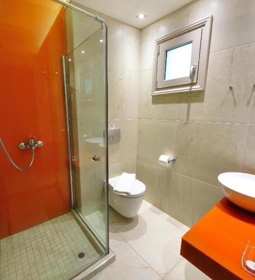 اتاق لوکس سه تخته, Louloudis Fresh Adults Only