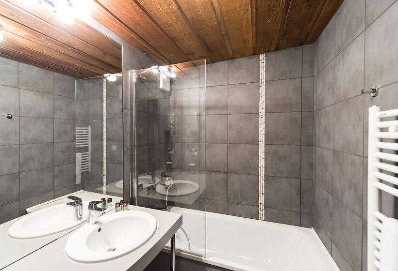 Трехместный Номер Классика, Marmotel & Spa