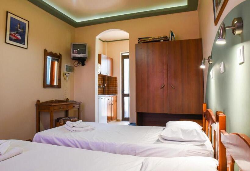 استودیوی استاندارد, Chrysoula Hotel & Apartments