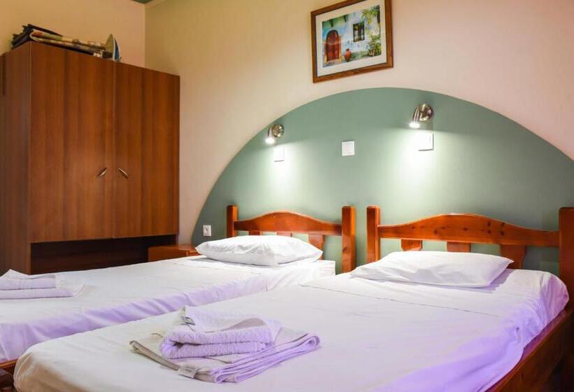 استودیوی استاندارد, Chrysoula Hotel & Apartments
