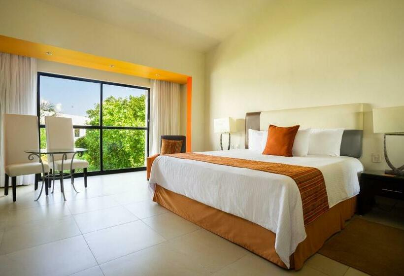 キングサイズベッド、ビュー付きデラックスルーム, Grand Oasis Tulum Riviera