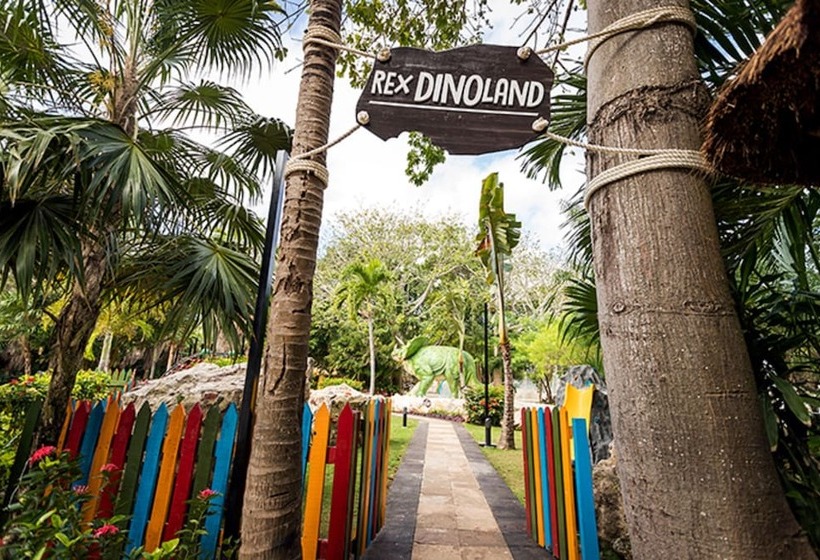 キングサイズベッド、ビュー付きデラックスルーム, Grand Oasis Tulum Riviera