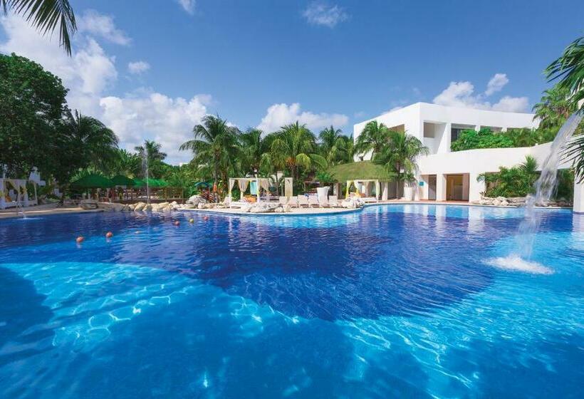 プールの見えるデラックスルーム, Grand Oasis Tulum Riviera