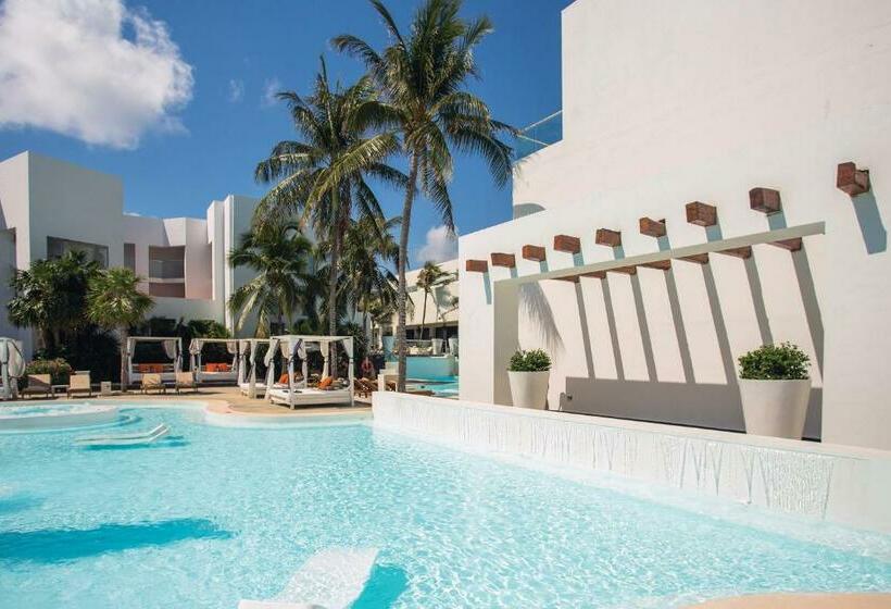 ジュニアスイートクラブ シービュー, Grand Oasis Tulum Riviera