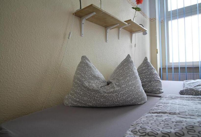 اتاق استاندارد یک نفره, Apartments Kolo 77