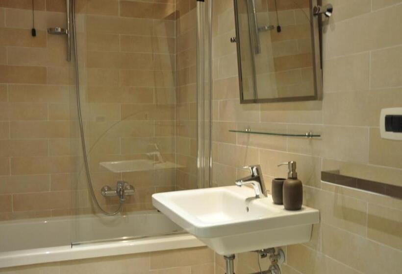 Pokój Rodzinny, Quodlibet