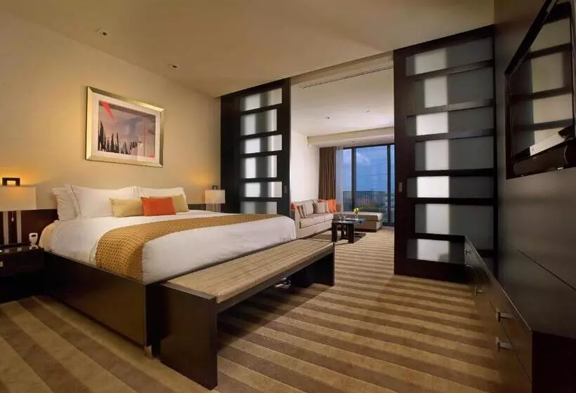 キングサイズベッドのデラックスルーム, Eb Hotel Miami Airport