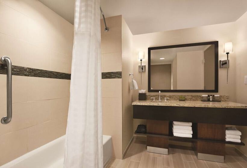 Suite Adaptée aux Personnes à Mobilité Réduite, Embassy Suites Chattanooga / Hamilton Place