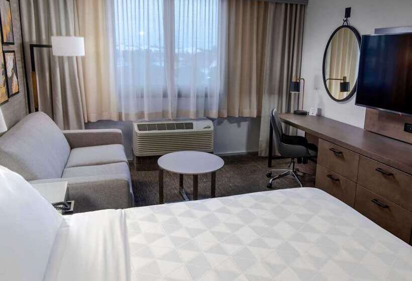 سوئیت با تخت بزرگ, Embassy Suites Chattanooga / Hamilton Place