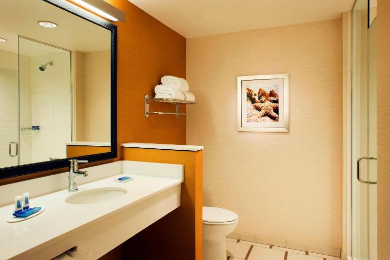 스탠다드 룸 킹사이즈 침대, Fairfield Inn & Suites By Marriott Tustin Orange County