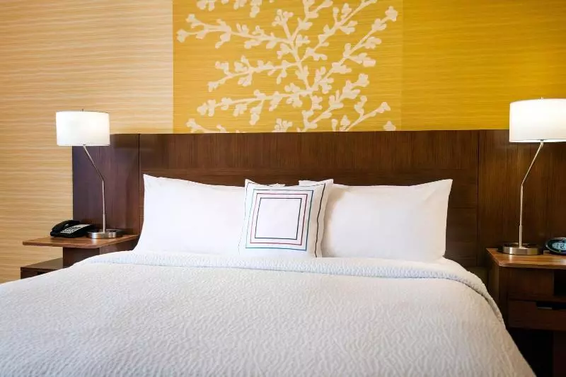 Standard-huone King-vuode, Fairfield Inn & Suites By Marriott Tustin Orange County
