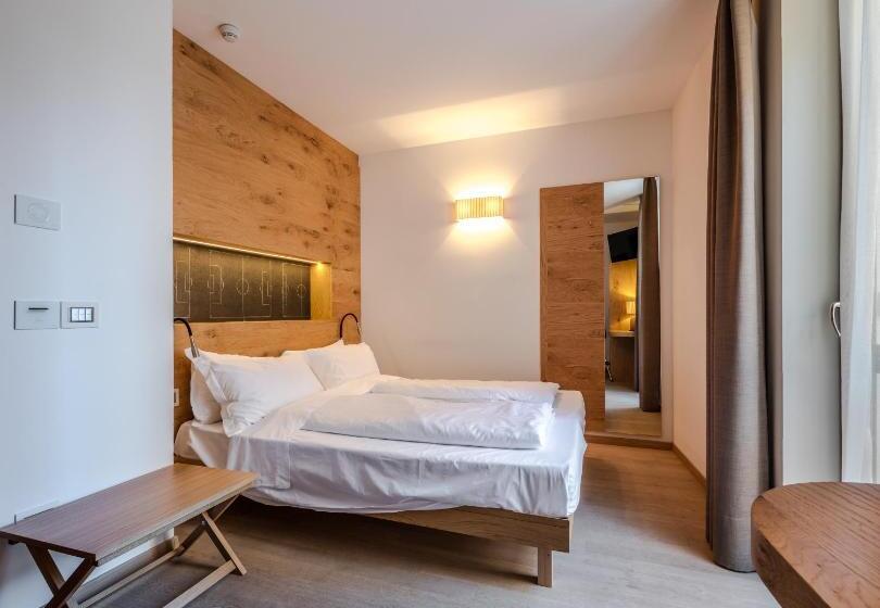 חדר קומפורט, Albergo Caffe Centrale