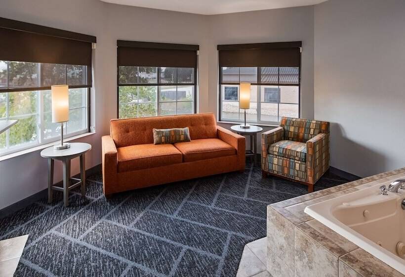 סוויטה מותאמת לאדם עם מוגבלויות, Best Western Plus Appleton Airport Mall