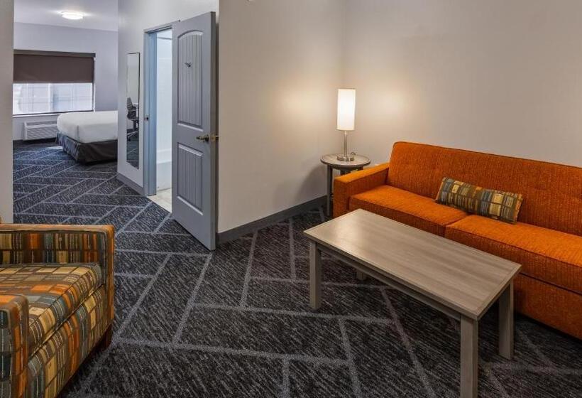 מיטת קינג בסוויטה, Best Western Plus Appleton Airport Mall
