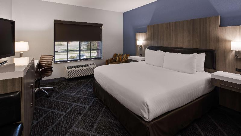 스탠다드 룸 킹사이즈 침대, Best Western Plus Appleton Airport Mall