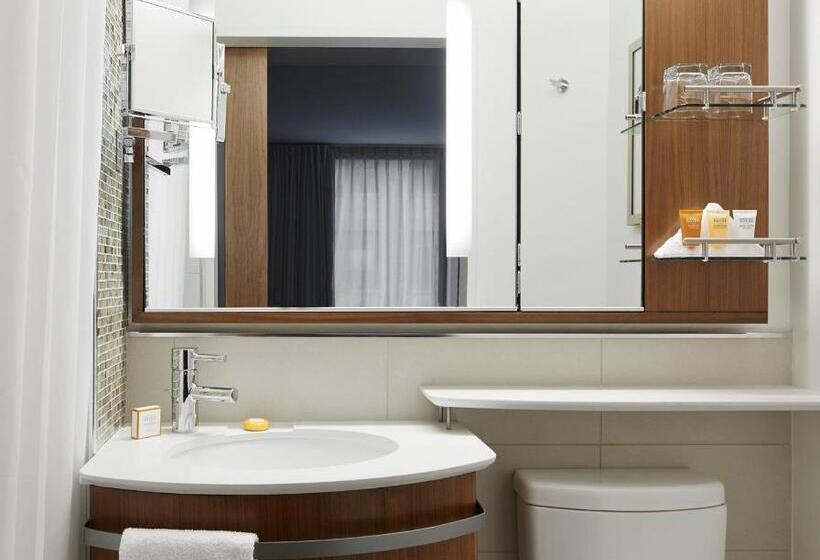 带大床的标准间, Club Quarters Hotel Grand Central, New York