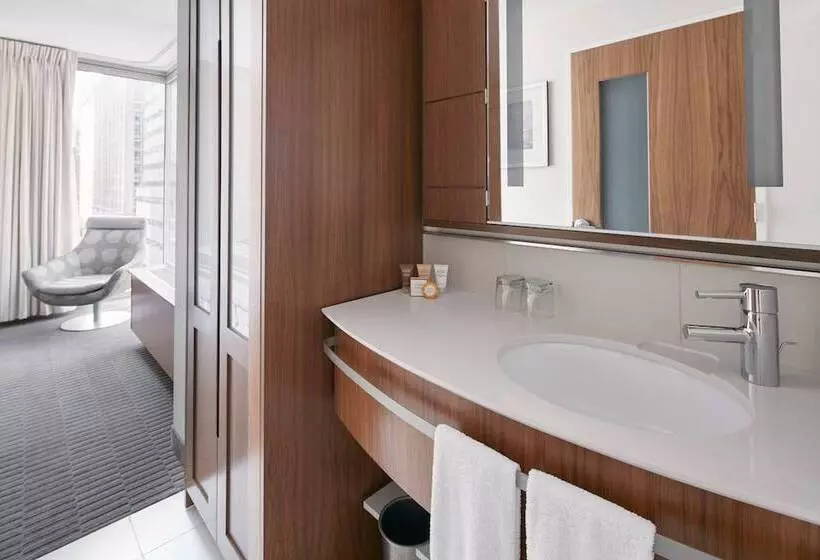 Superior-huone, Club Quarters Hotel Grand Central, New York
