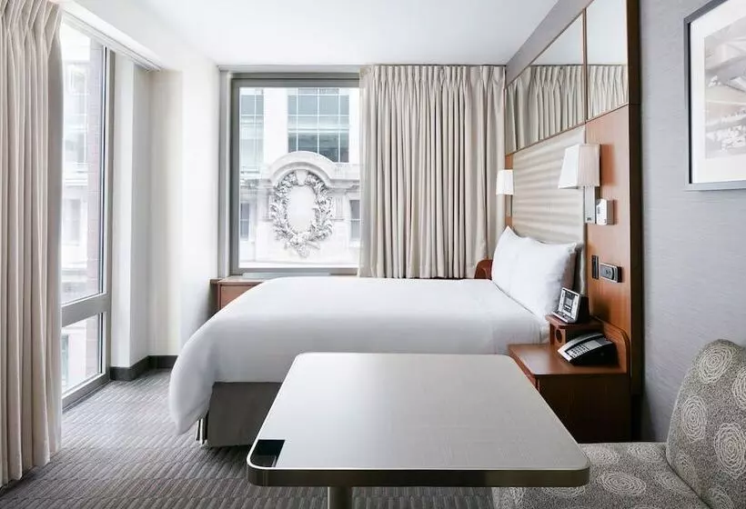 Superior-huone, Club Quarters Hotel Grand Central, New York