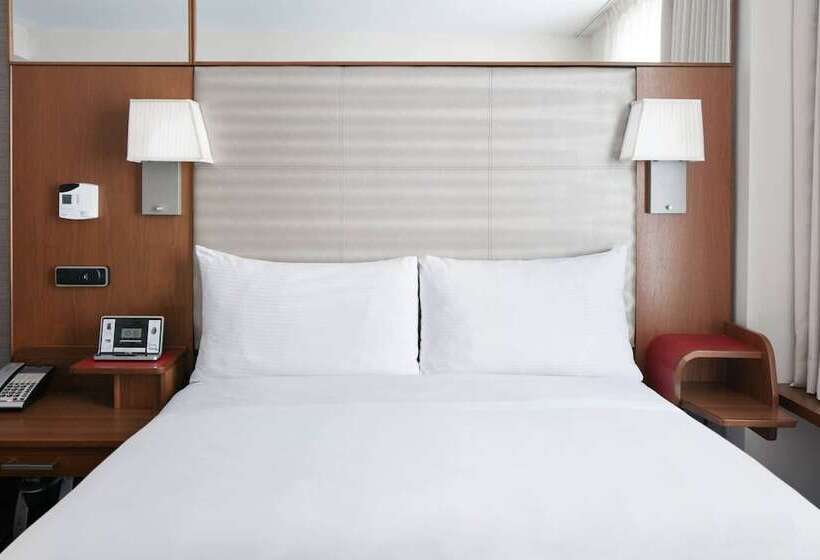 适合残疾人使用的标准间, Club Quarters Hotel Grand Central, New York