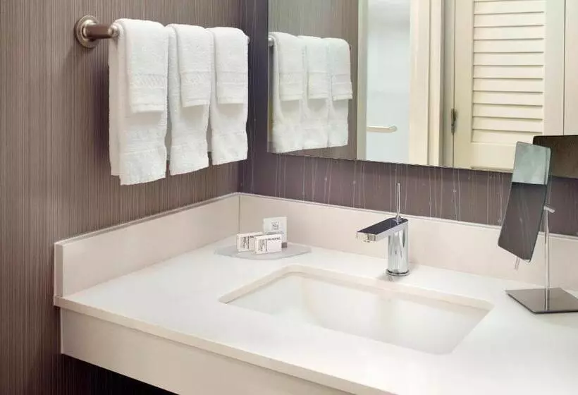 スイート, Courtyard By Marriott Raleigh Cary