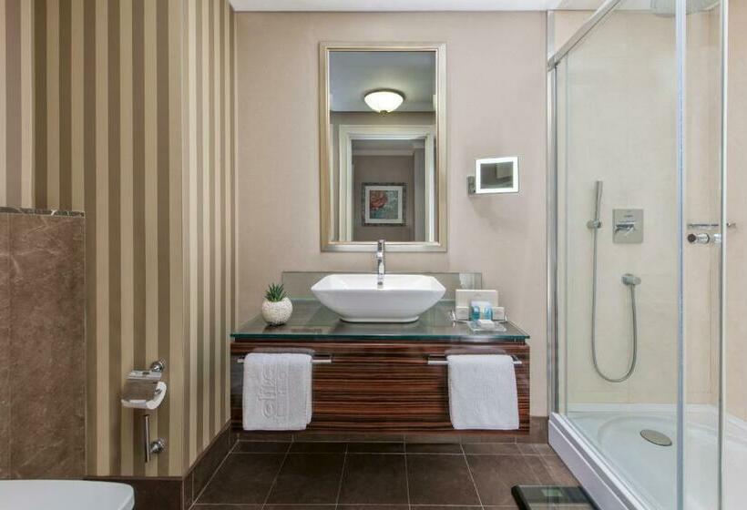 اتاق استاندارد با تخت دو نفره بزرگ, Elite World Istanbul Florya