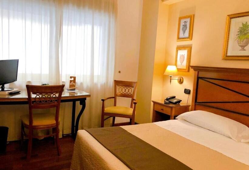 高级大房间, Florio Opera Palermo Central