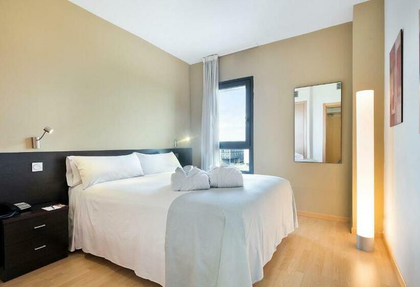 جناح جونيور بريميوم, Madrid Airport Suites, Affiliated By Meliá