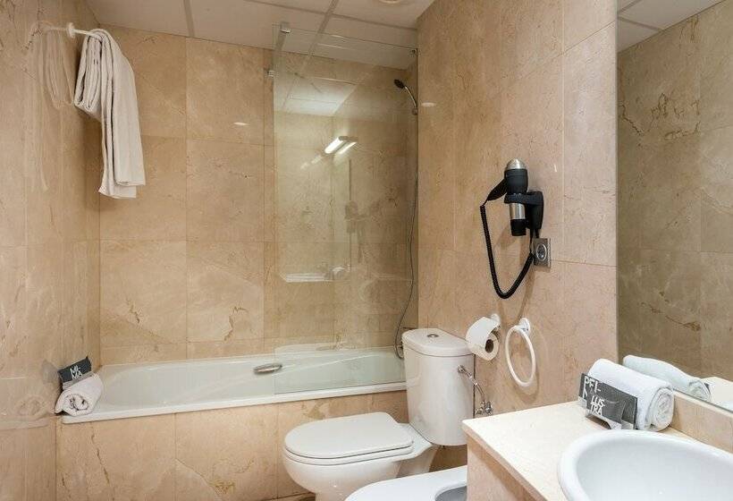 جناح جونيور بريميوم, Madrid Airport Suites, Affiliated By Meliá