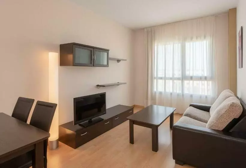 سوییت جونیور, Madrid Airport Suites, Affiliated By Meliá