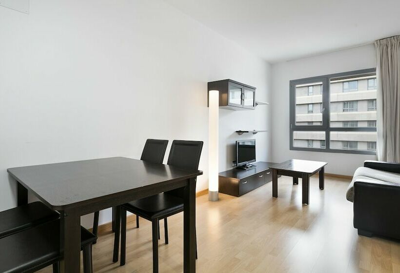 جناح جونيور, Madrid Airport Suites, Affiliated By Meliá