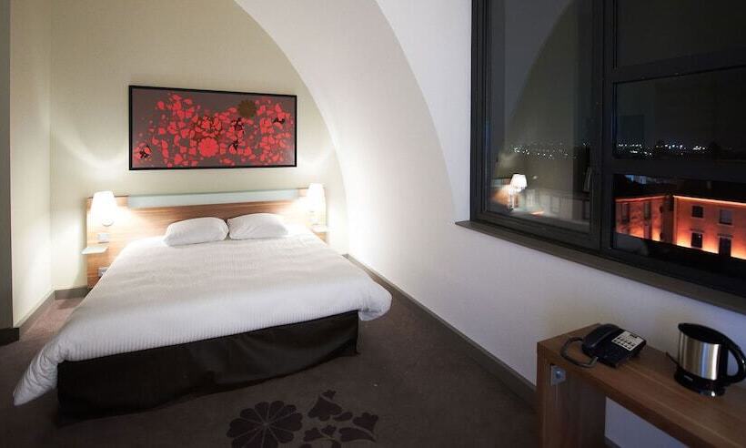 Номер Престиж, Mercure Cholet Centre