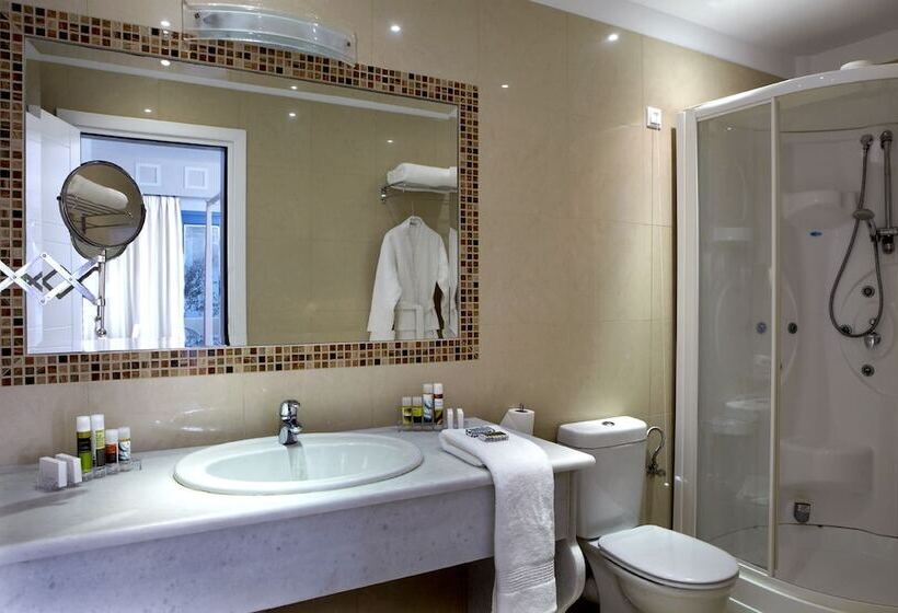 Люкс Deluxe Вид на Море, Mitos Suites