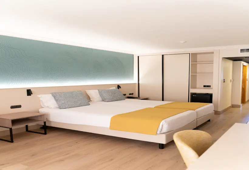 غرفة قياسية, Ukino Palmeiras Village